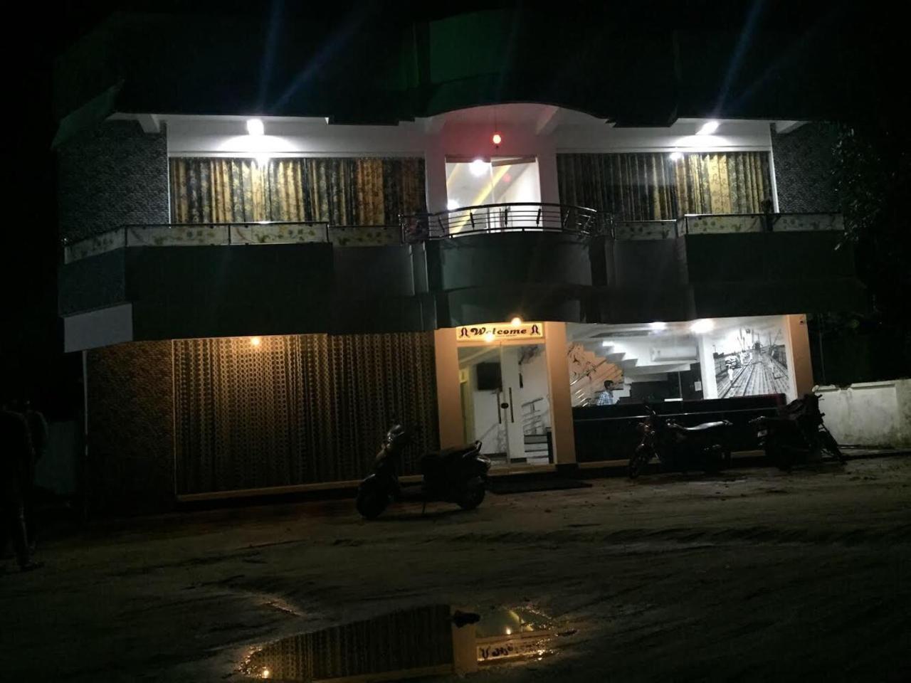 Mugal Beach Resort Alappuzha ภายนอก รูปภาพ